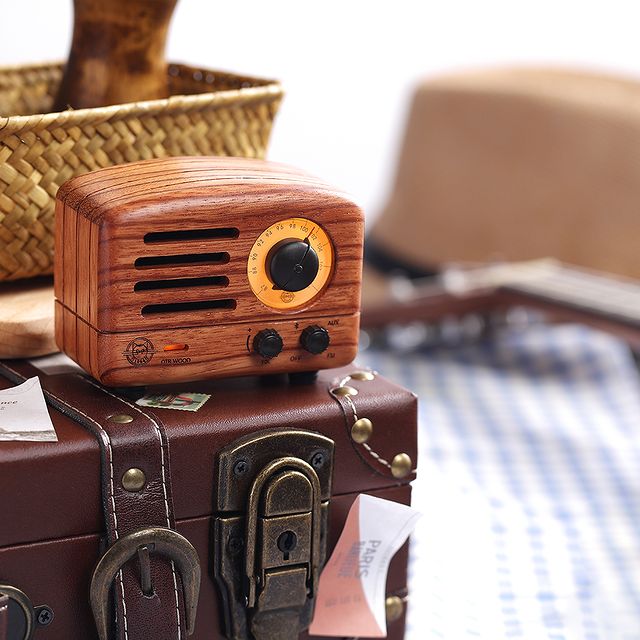 Muzen OTR WOOD, Rosewood/Walnutwood Bluetooth Speaker